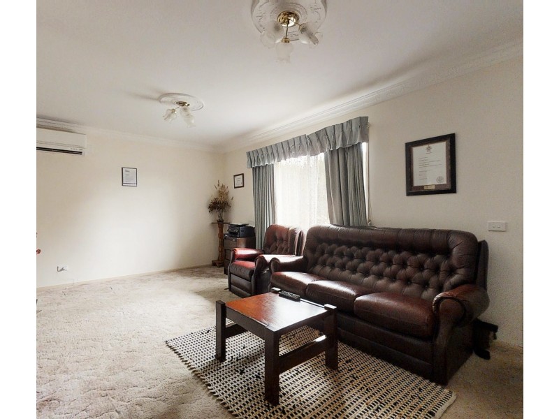 2/119 Osborne Street, Flora Hill VIC 3550