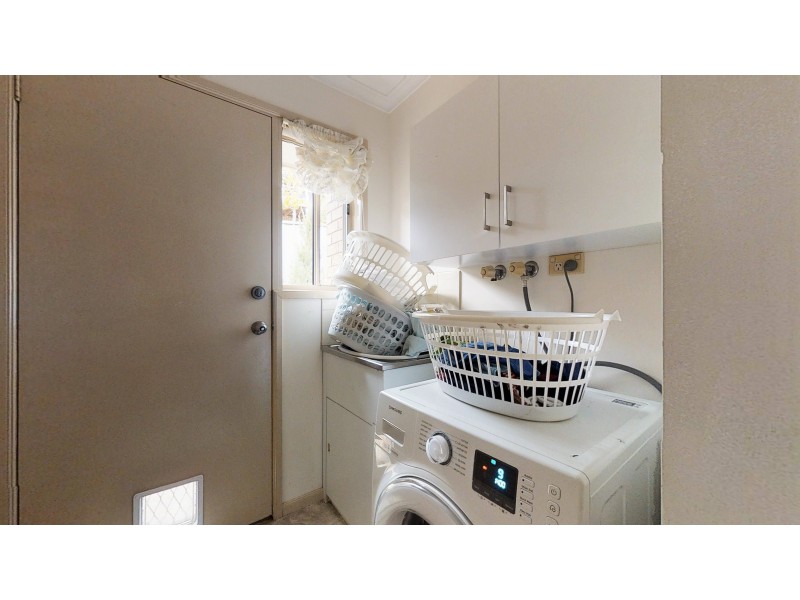 2/119 Osborne Street, Flora Hill VIC 3550