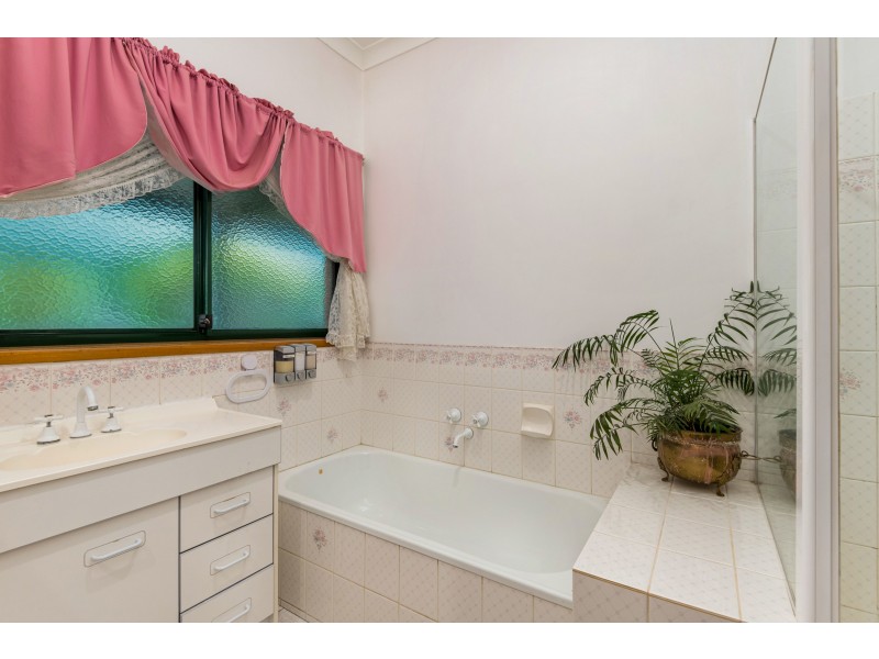 14 Broad Road, Campbells Creek VIC 3451