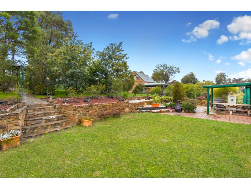 14 Broad Road, Campbells Creek VIC 3451