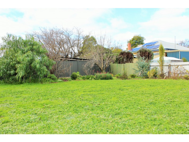 4 Haggar Street, Eaglehawk VIC 3556