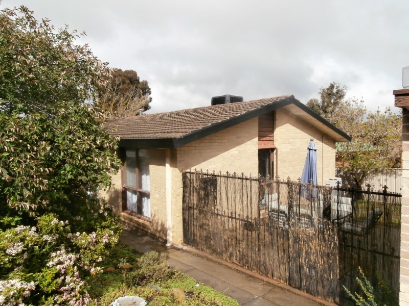 1 Hocking Court, California Gully VIC 3556