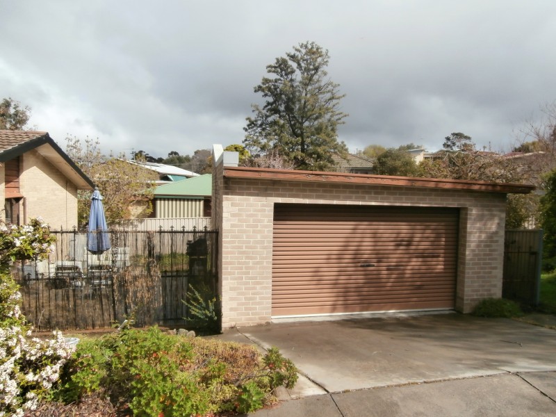 1 Hocking Court, California Gully VIC 3556
