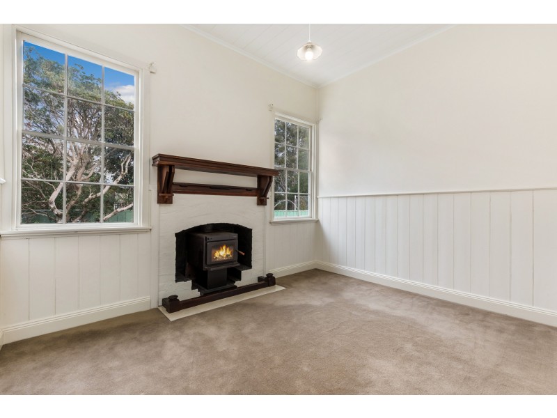 3 Creswick-Newstead Road, Newstead VIC 3462