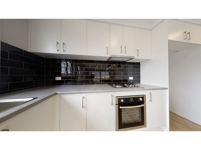 10 Ashbourne Way, Kangaroo Flat VIC 3555