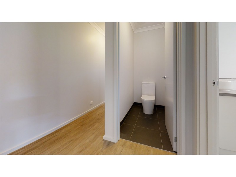 10 Ashbourne Way, Kangaroo Flat VIC 3555