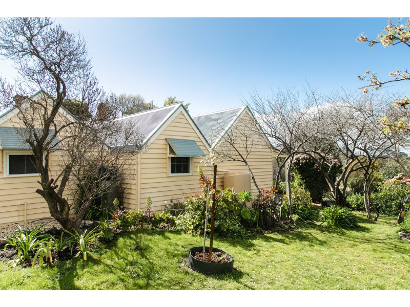 9 Reef Street, Maldon VIC 3463