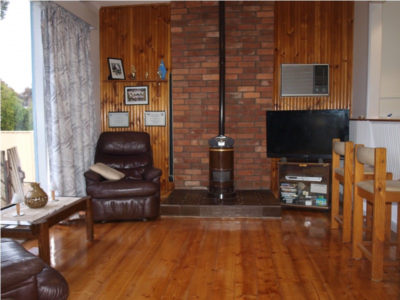 8 Archer Street, Maryborough VIC 3465