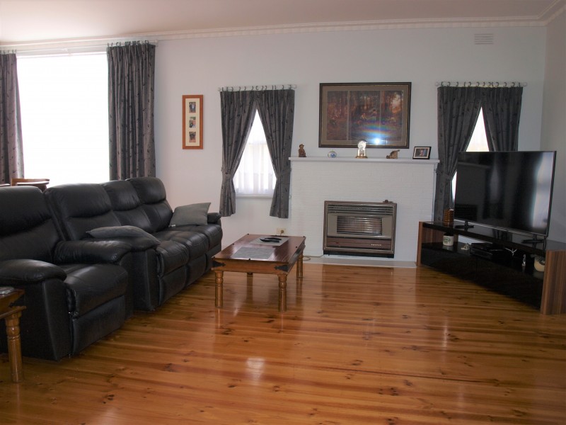 8 Archer Street, Maryborough VIC 3465