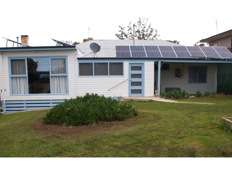 8 Archer Street, Maryborough VIC 3465