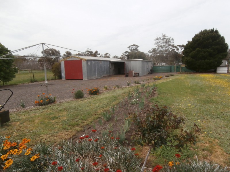 32 Market Street, Newbridge VIC 3551