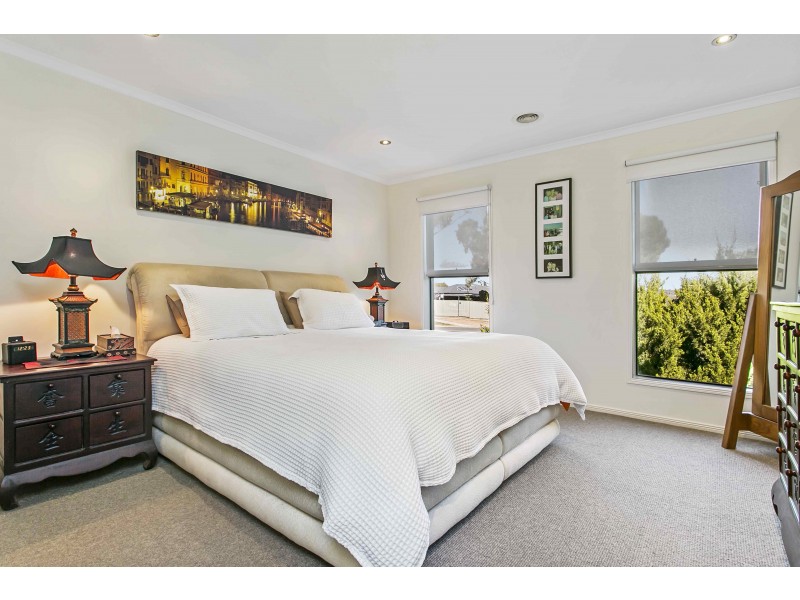 50 Browning Street, Kangaroo Flat VIC 3555