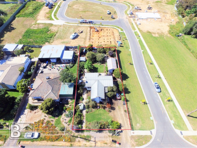8 Union Street, West Bendigo VIC 3550