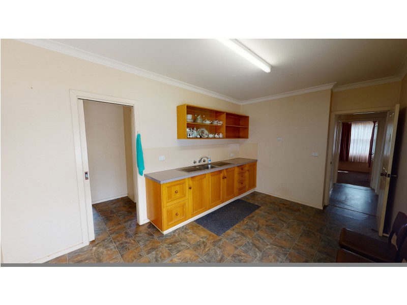 8 Union Street, West Bendigo VIC 3550