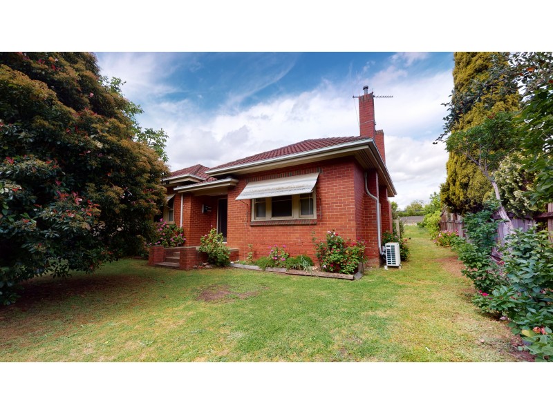 25 High Street, Kangaroo Flat VIC 3555