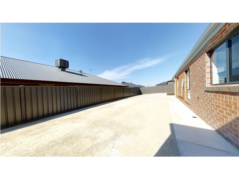 7 Eldridge Court, Kangaroo Flat VIC 3555