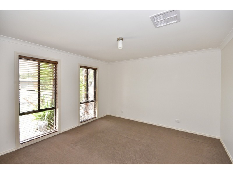 6 Jean Court, Marong VIC 3515