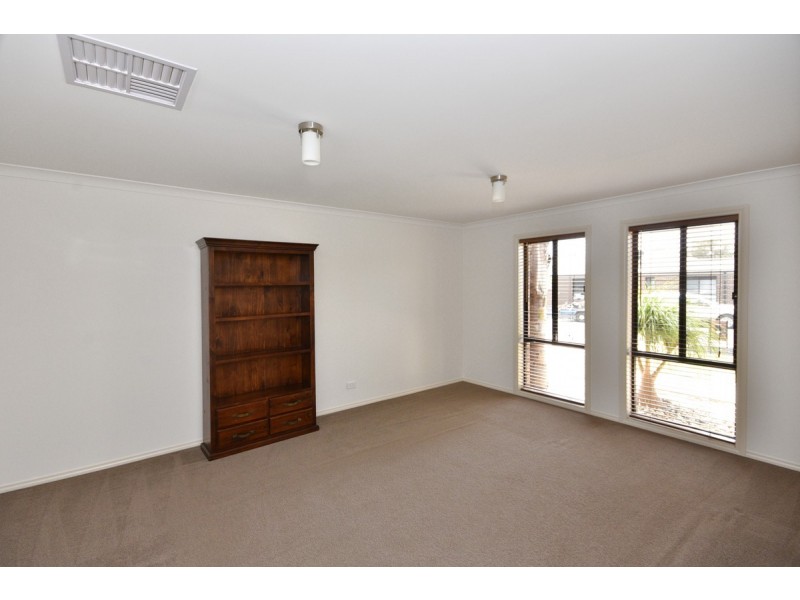 6 Jean Court, Marong VIC 3515