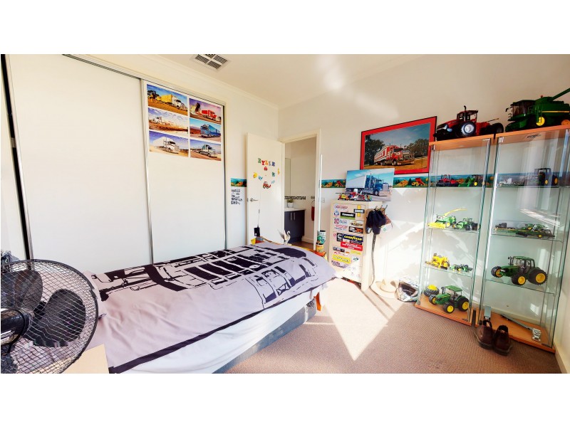 5 Singar Court, Strathfieldsaye VIC 3551