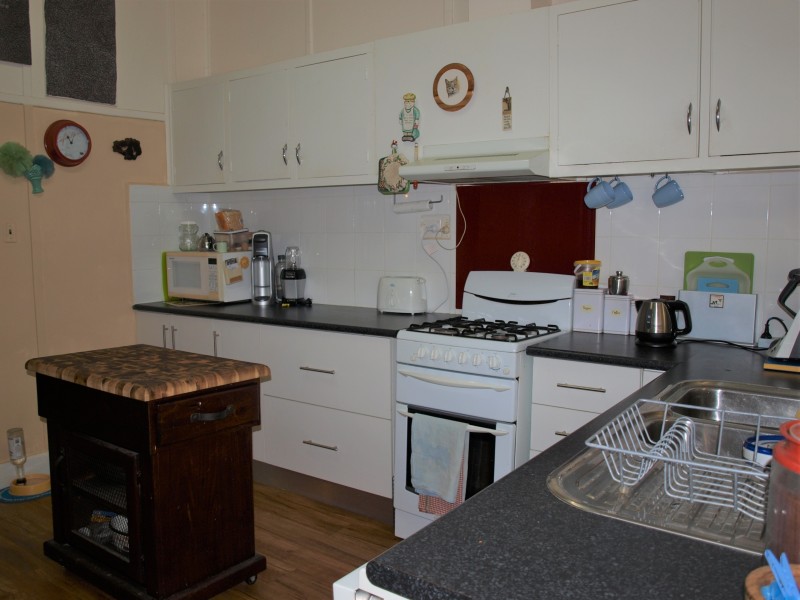 18 Waugh Street, Charlton VIC 3525