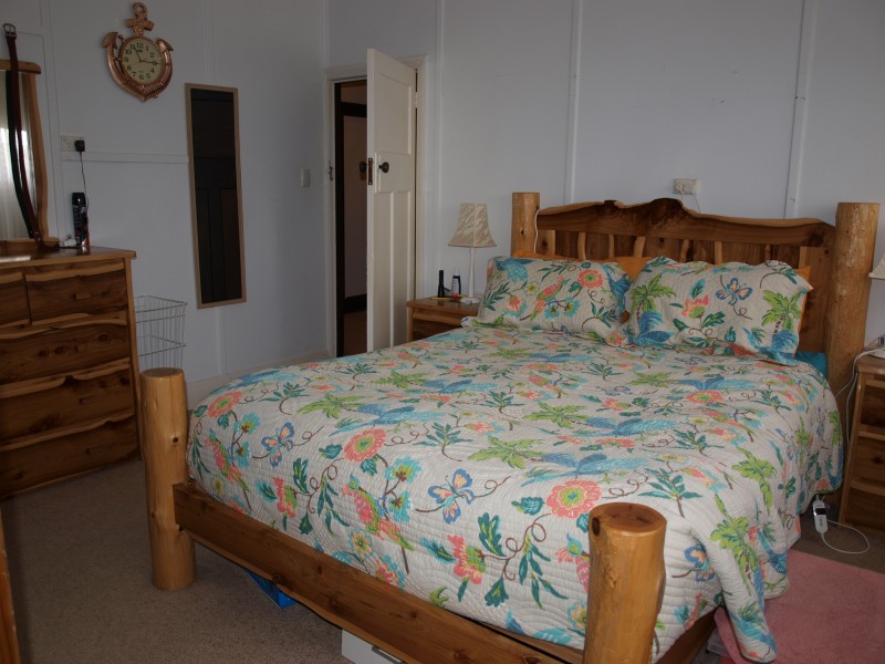 18 Waugh Street, Charlton VIC 3525