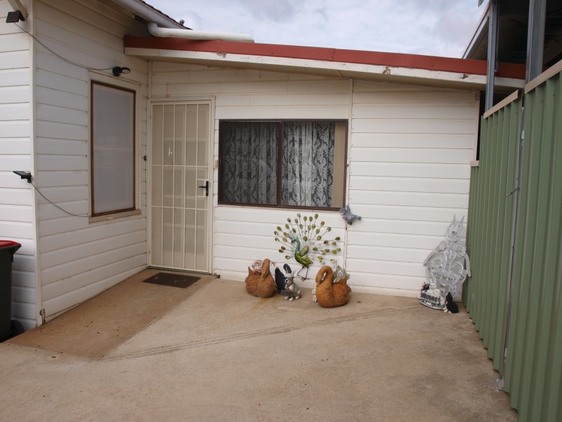 18 Waugh Street, Charlton VIC 3525