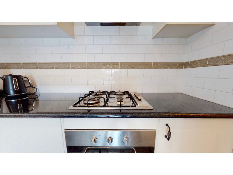 2/18 CURNOW STREET, Golden Square VIC 3555