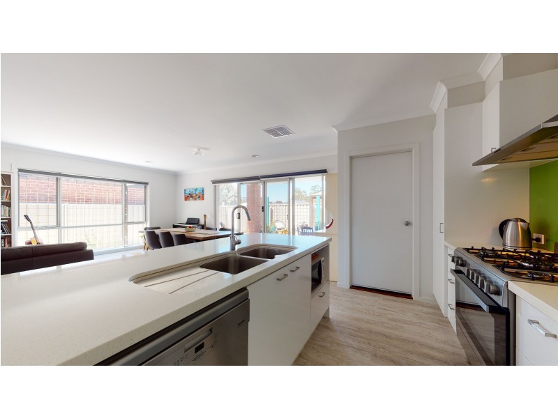 1 Miners Rest, Kangaroo Flat VIC 3555