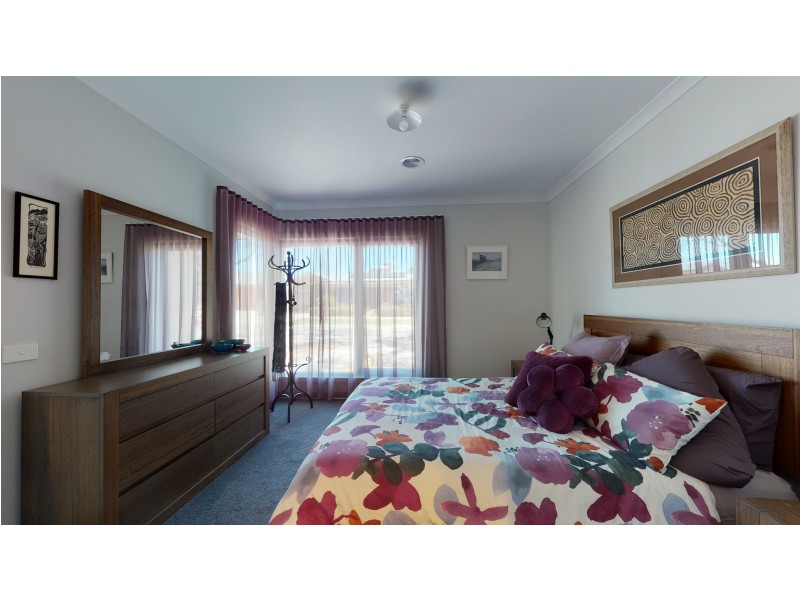 1 Miners Rest, Kangaroo Flat VIC 3555