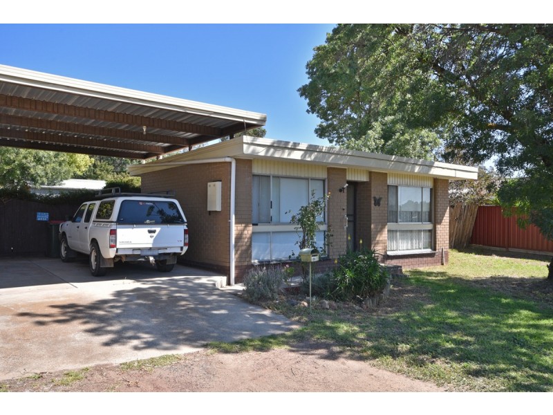 24 Mitchell Street, Heathcote VIC 3523