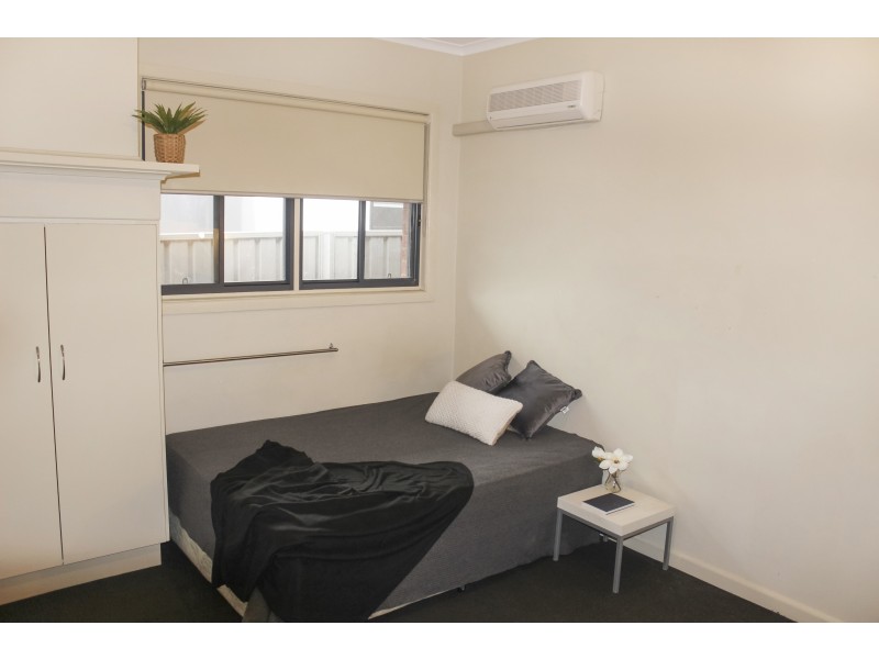 Room 4/32-34 Churchill Avenue, Bendigo VIC 3550