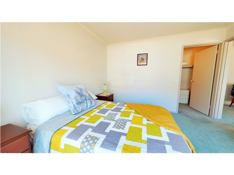 6 Peace Street, Kangaroo Flat VIC 3555