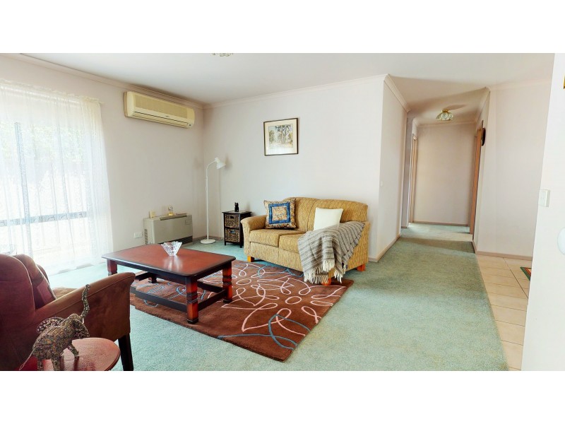 6 Peace Street, Kangaroo Flat VIC 3555