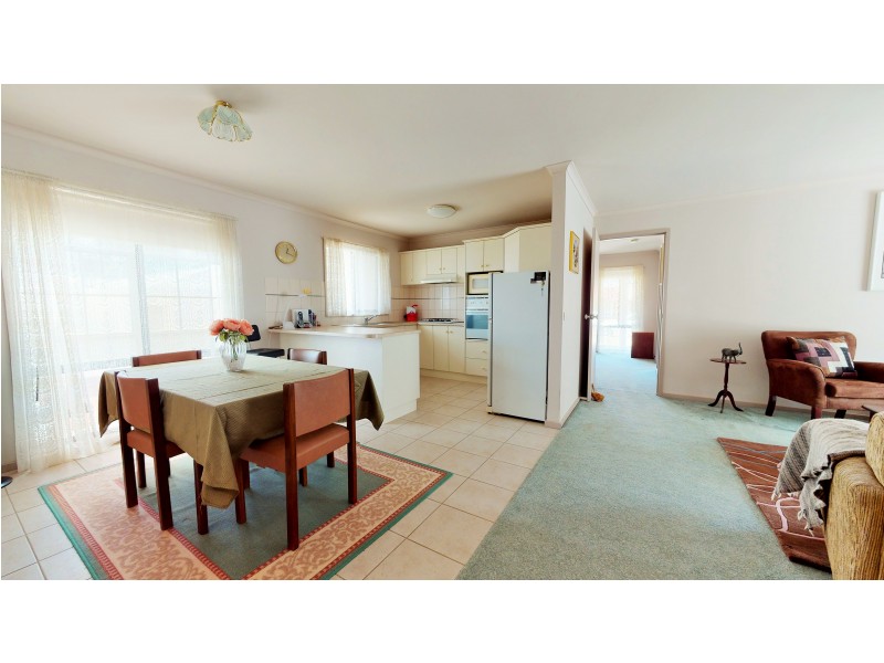 6 Peace Street, Kangaroo Flat VIC 3555