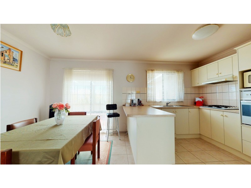 6 Peace Street, Kangaroo Flat VIC 3555