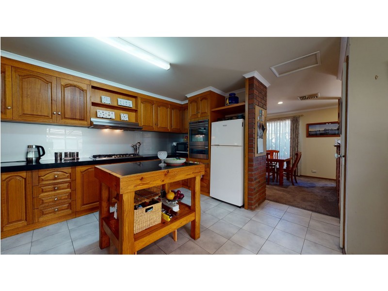 12 McInnes Street, Big Hill VIC 3555