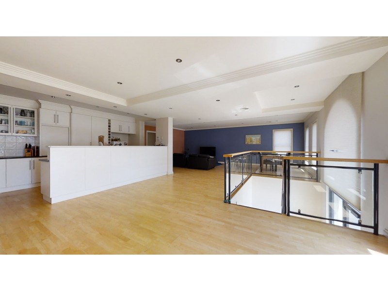 7 Devon Close, Strathdale VIC 3550