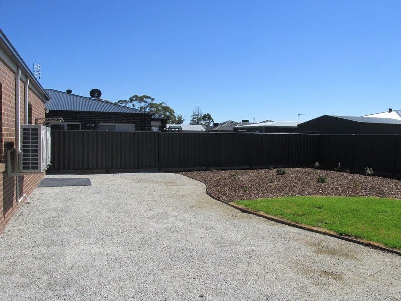 12 Erindale Way, Marong VIC 3515