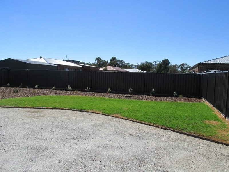 12 Erindale Way, Marong VIC 3515