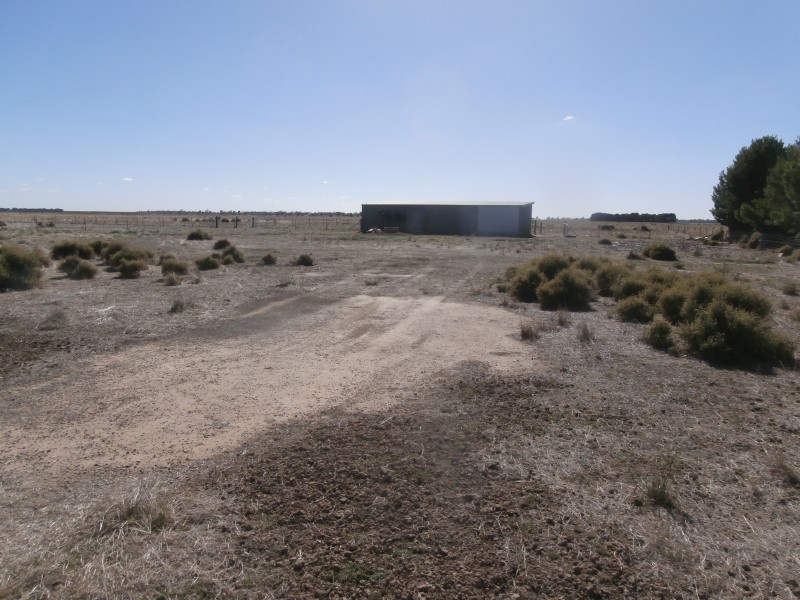 5242 Loddon Valley Highway, Serpentine VIC 3517