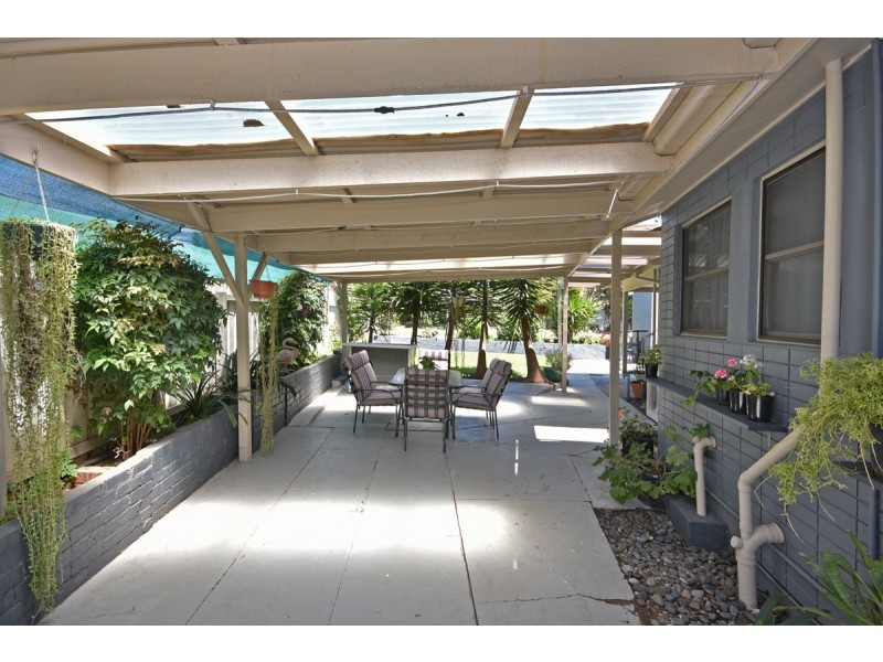 8 Harris Street, California Gully VIC 3556