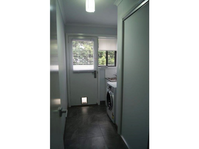 1 Clarcoll Crescent North, Kangaroo Flat VIC 3555