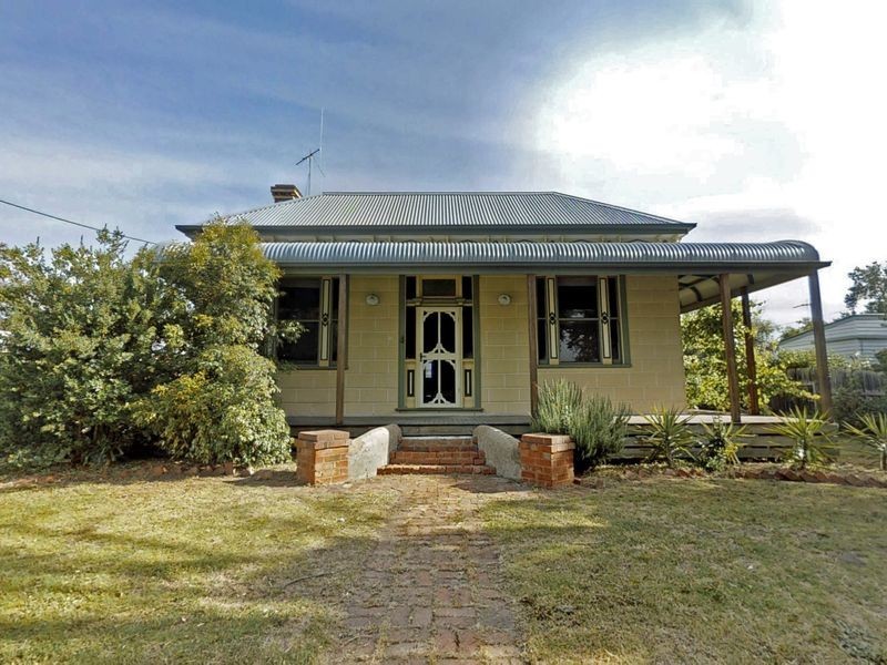 106 Mundy Street, Kennington VIC 3550