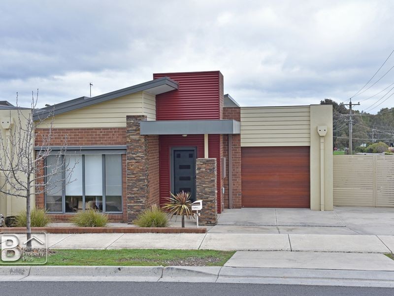 22 Lansell Street, Kangaroo Flat VIC 3555