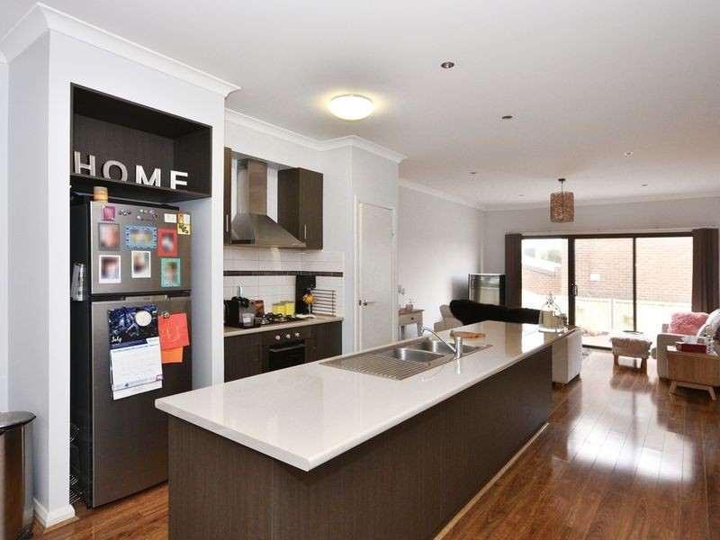 22 Lansell Street, Kangaroo Flat VIC 3555