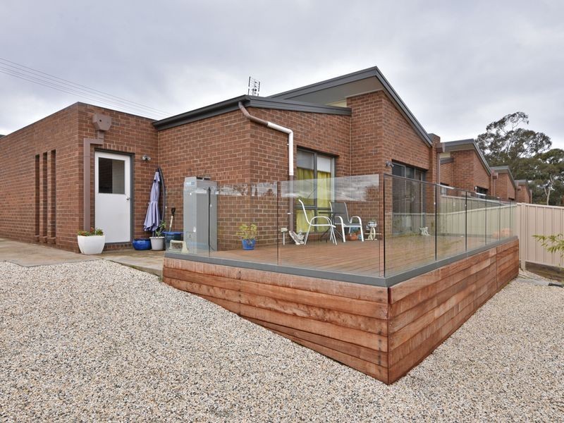 22 Lansell Street, Kangaroo Flat VIC 3555