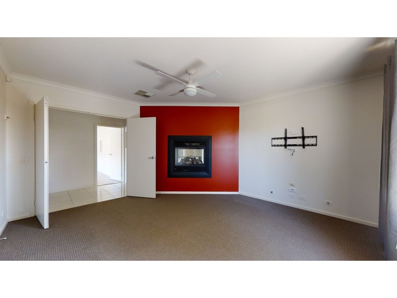 10 Rosea Court, Ascot VIC 3364