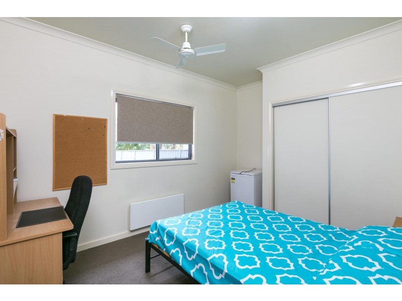 Room 7  45 Retreat Road, Flora Hill, Flora Hill VIC 3550