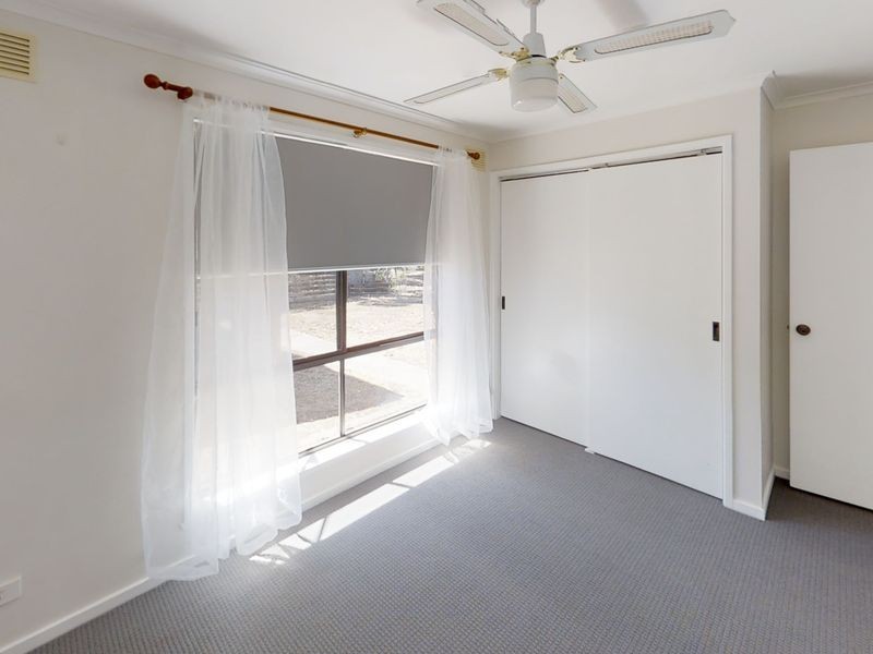 2/6 Cockerell Court, Kennington VIC 3550