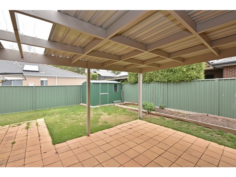 17 Botheras Court, Epsom VIC 3551